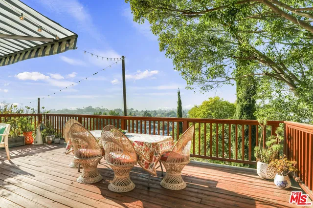 $7,000 | 1563 Lucretia Avenue, Los Angeles, CA 90026