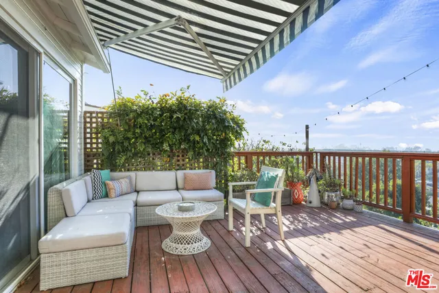 $7,000 | 1563 Lucretia Avenue, Los Angeles, CA 90026