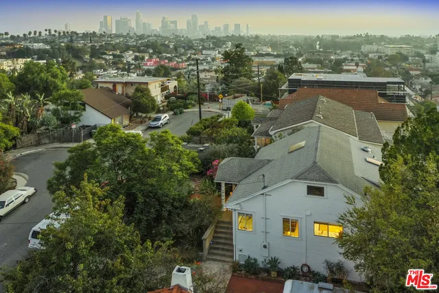 $7,000 | 1563 Lucretia Avenue, Los Angeles, CA 90026