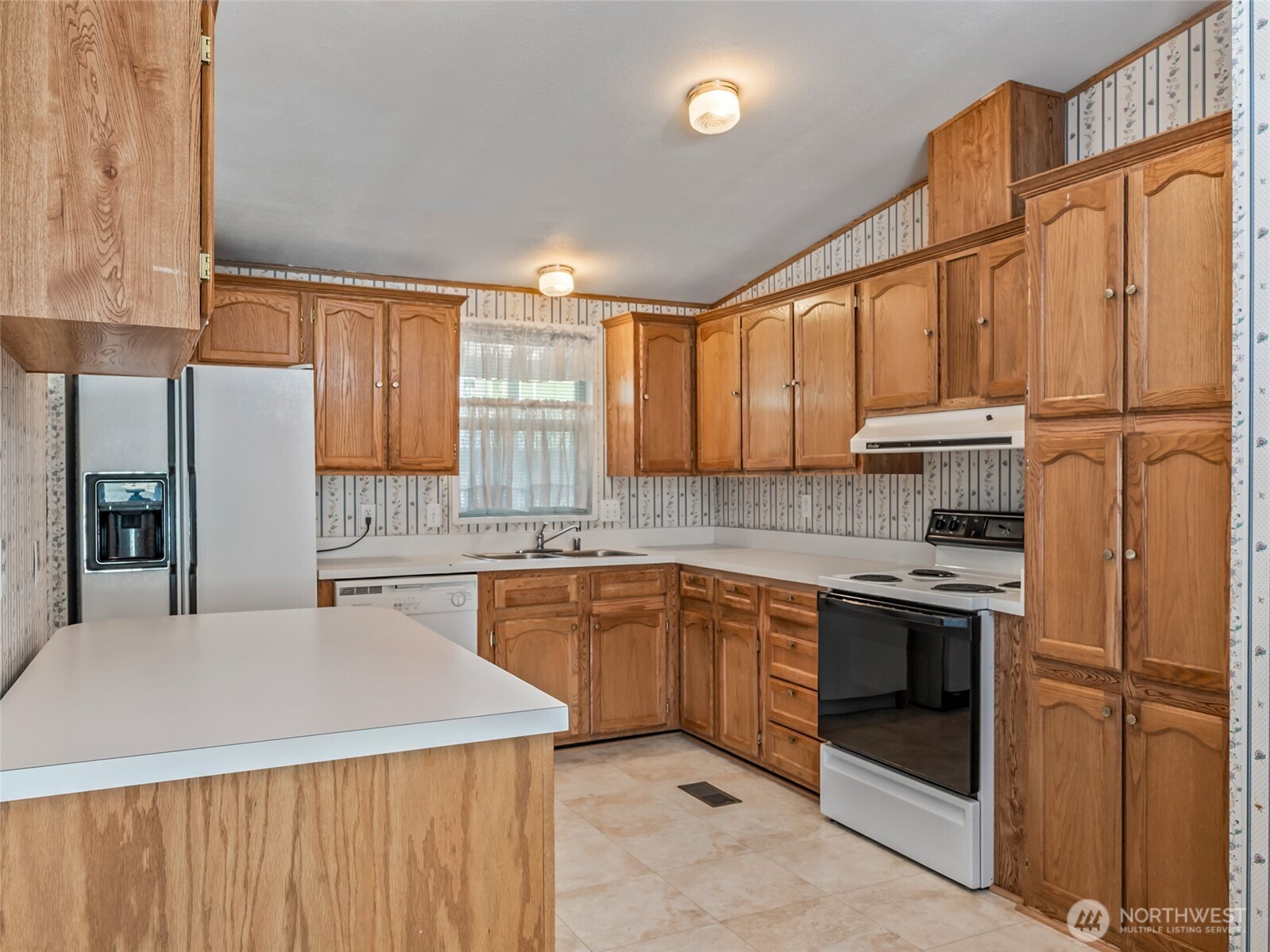 600 Northeast Lincoln Road, Unit 26 Poulsbo, WA 98370 - Photo 13 of 29 Gallery Image 13
