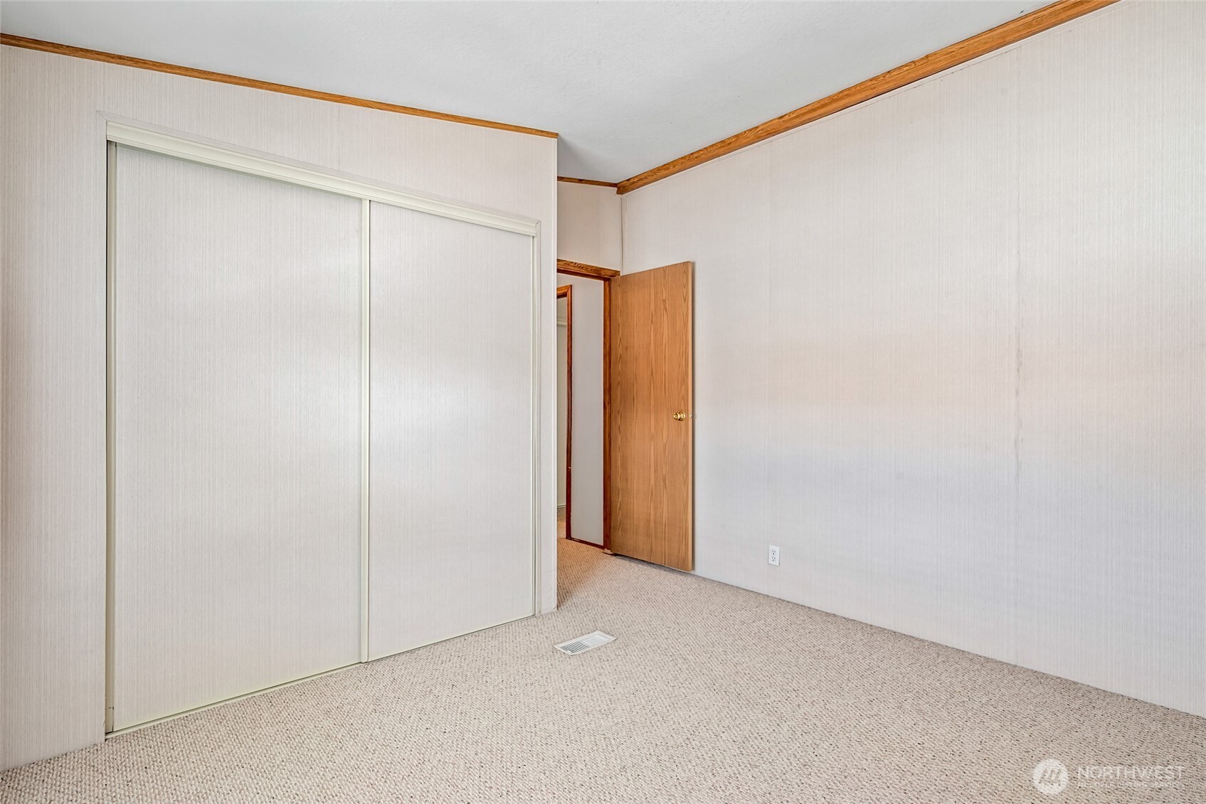 600 Northeast Lincoln Road, Unit 26 Poulsbo, WA 98370 - Photo 23 of 29 Gallery Image 23
