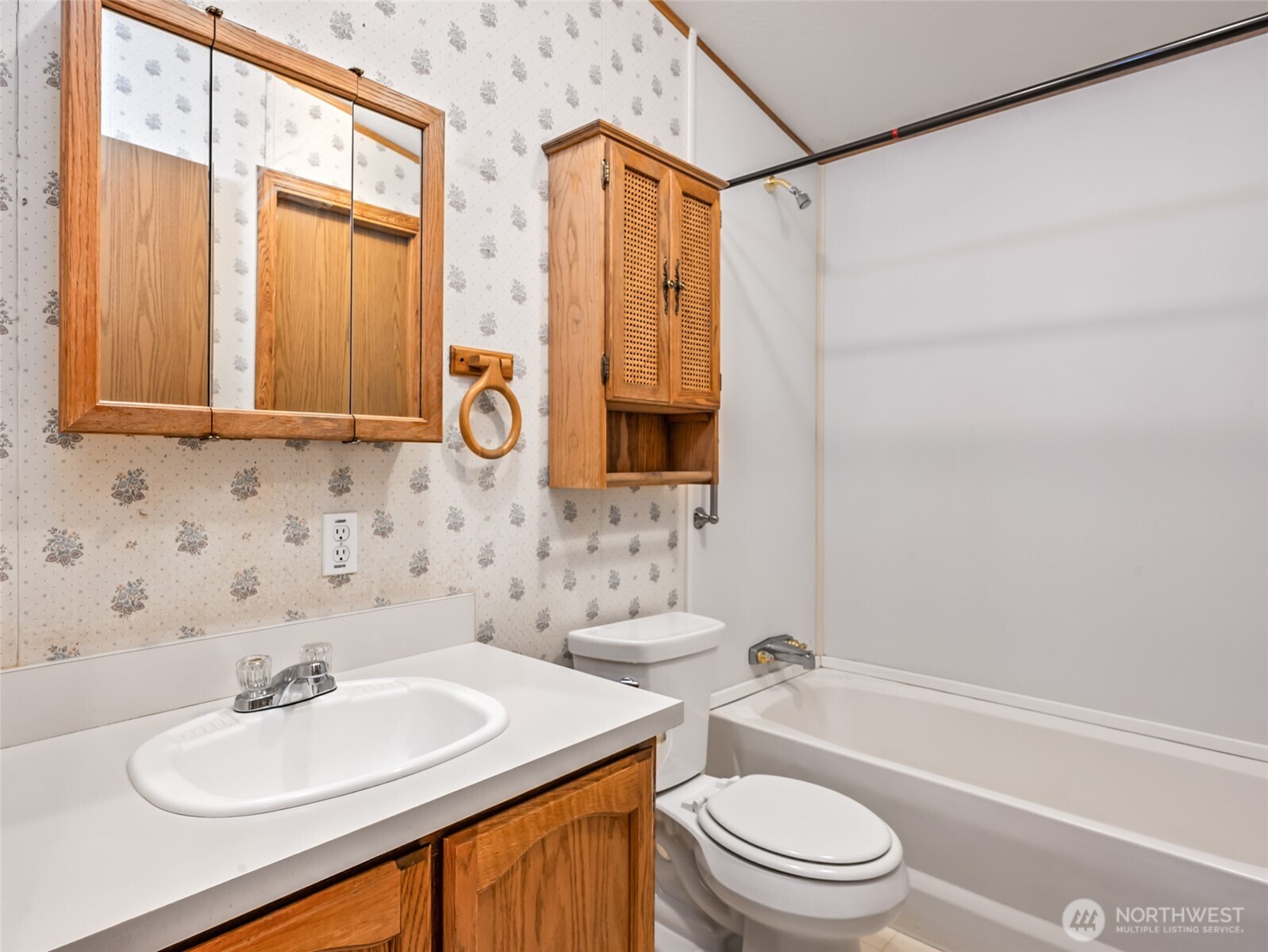 600 Northeast Lincoln Road, Unit 26 Poulsbo, WA 98370 - Photo 24 of 29 Gallery Image 24