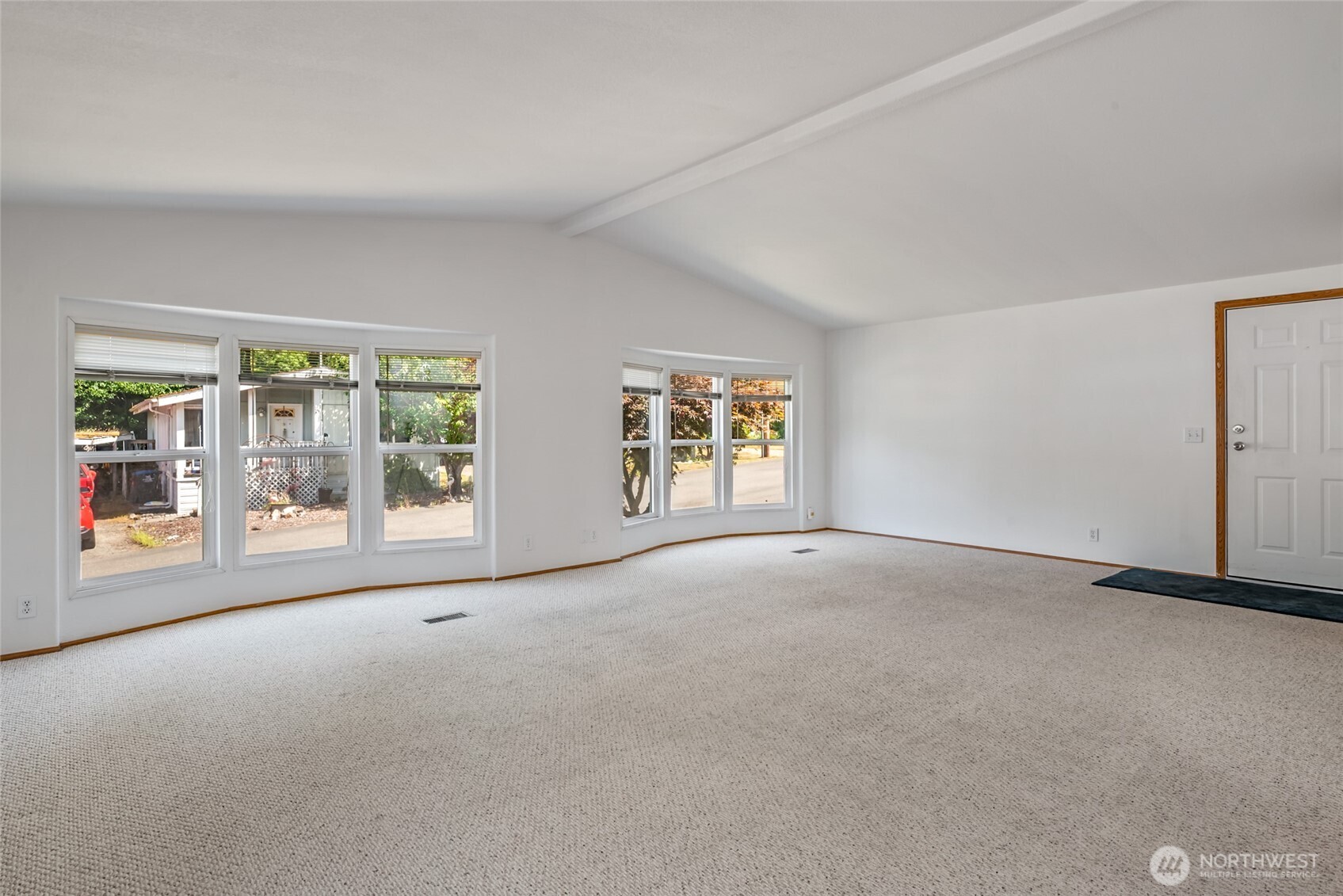 600 Northeast Lincoln Road, Unit 26 Poulsbo, WA 98370 - Photo 5 of 29 Gallery Image 5