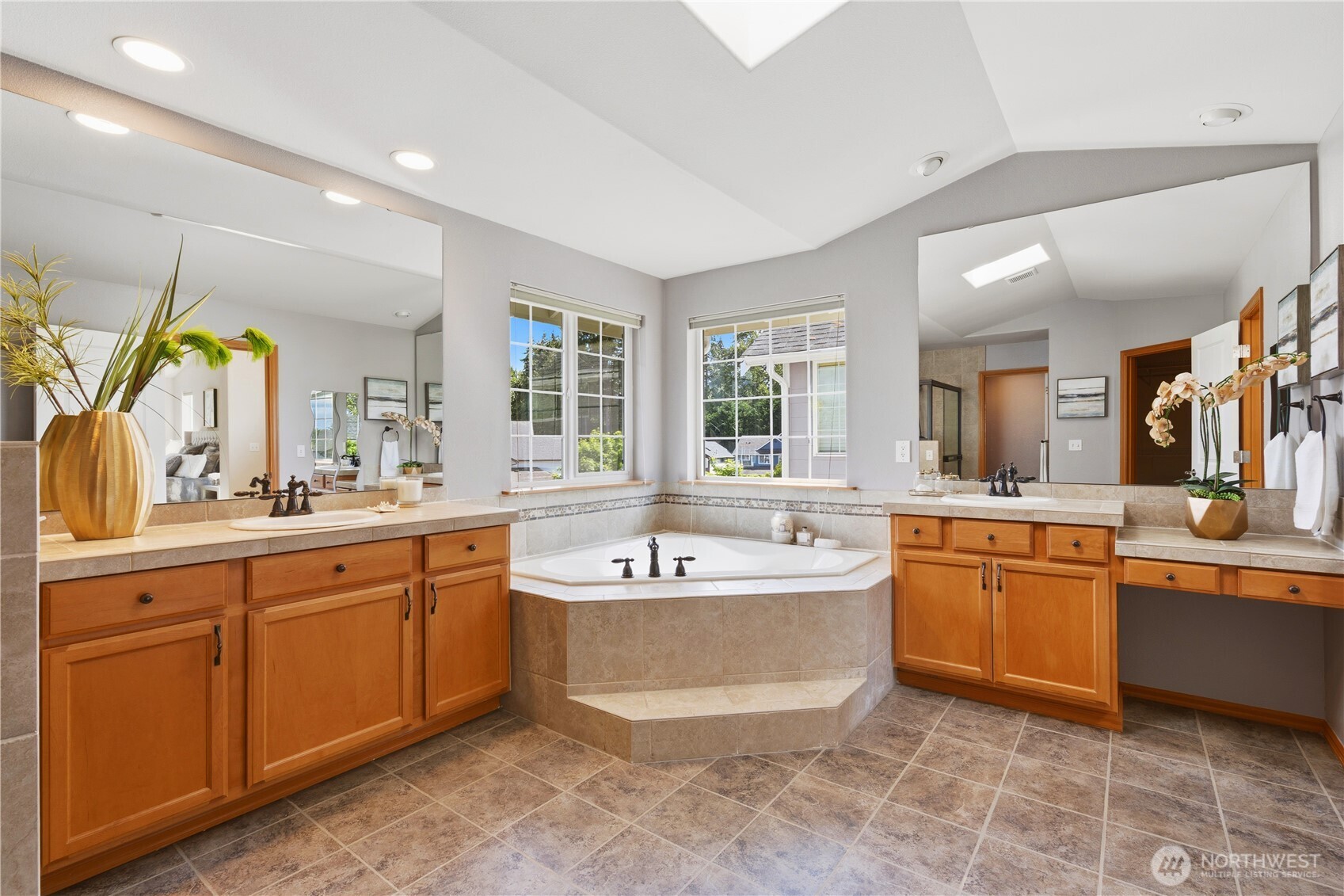 24012 21st Avenue West Bothell, WA 98021 - Photo 26 of 40