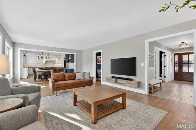 $689,900 | 490 Oak Field Court, Washington, MO 63090