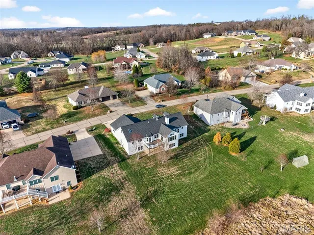 $689,900 | 490 Oak Field Court, Washington, MO 63090