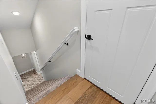 $689,900 | 490 Oak Field Court, Washington, MO 63090