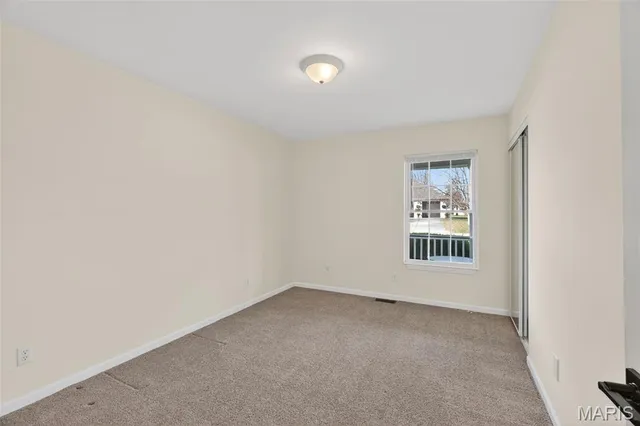 $689,900 | 490 Oak Field Court, Washington, MO 63090