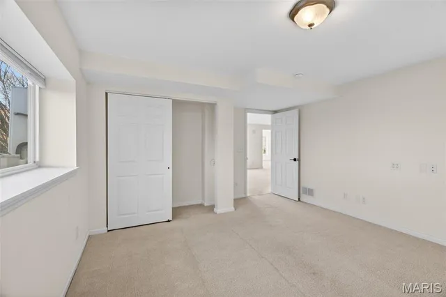 $689,900 | 490 Oak Field Court, Washington, MO 63090