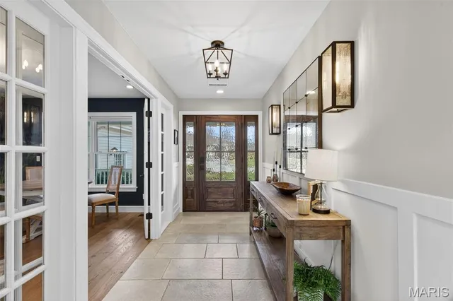 $689,900 | 490 Oak Field Court, Washington, MO 63090