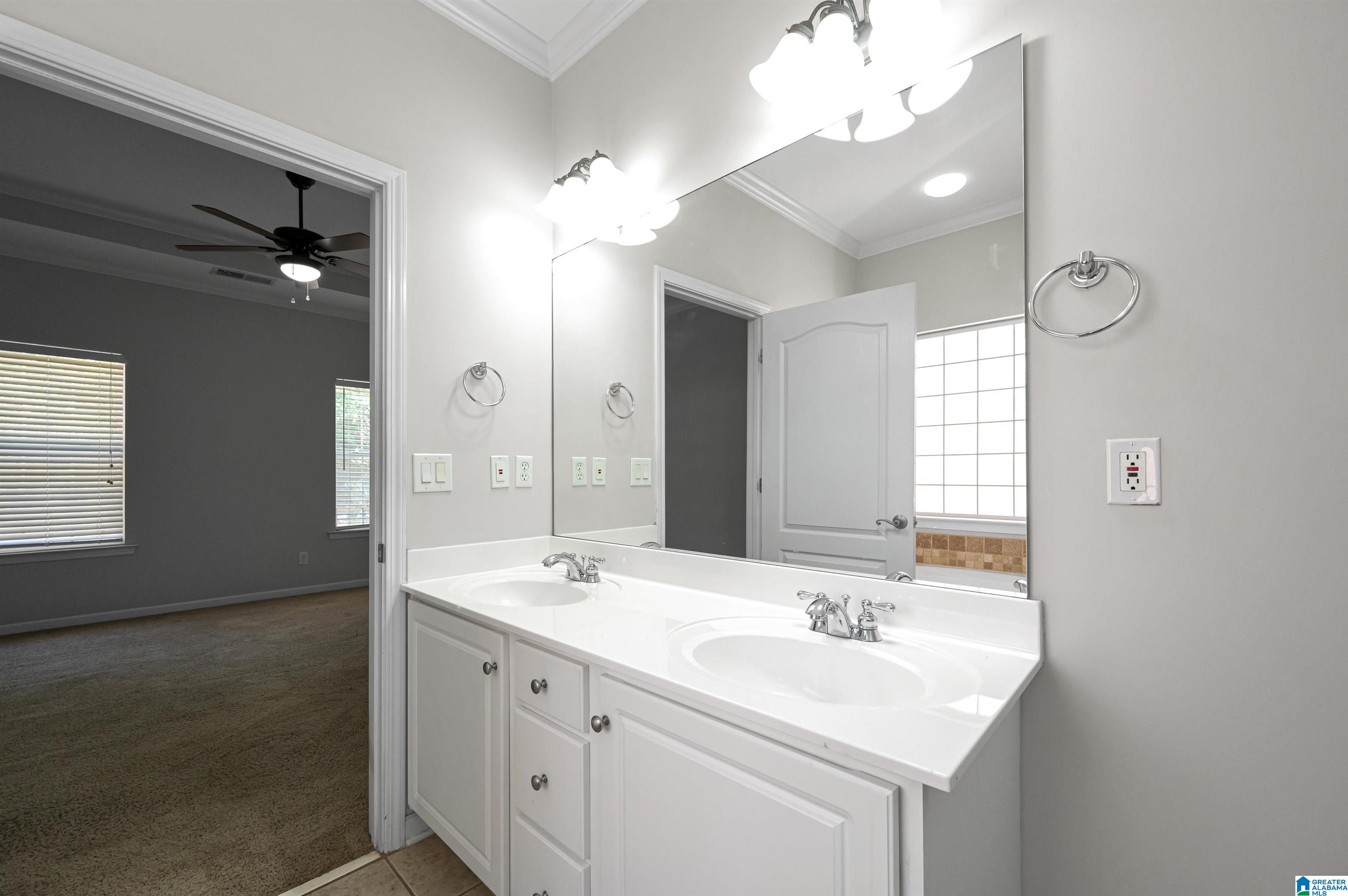 116 Village Lane Pelham, AL 35124 - Photo 17 of 33