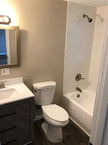 $2,200 | 24206 Doc Karelas Drive, Newberry, FL 32669