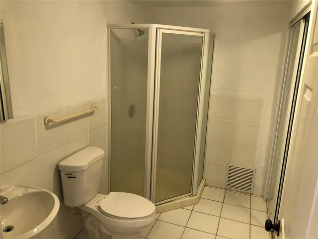 $2,200 | 24206 Doc Karelas Drive, Newberry, FL 32669