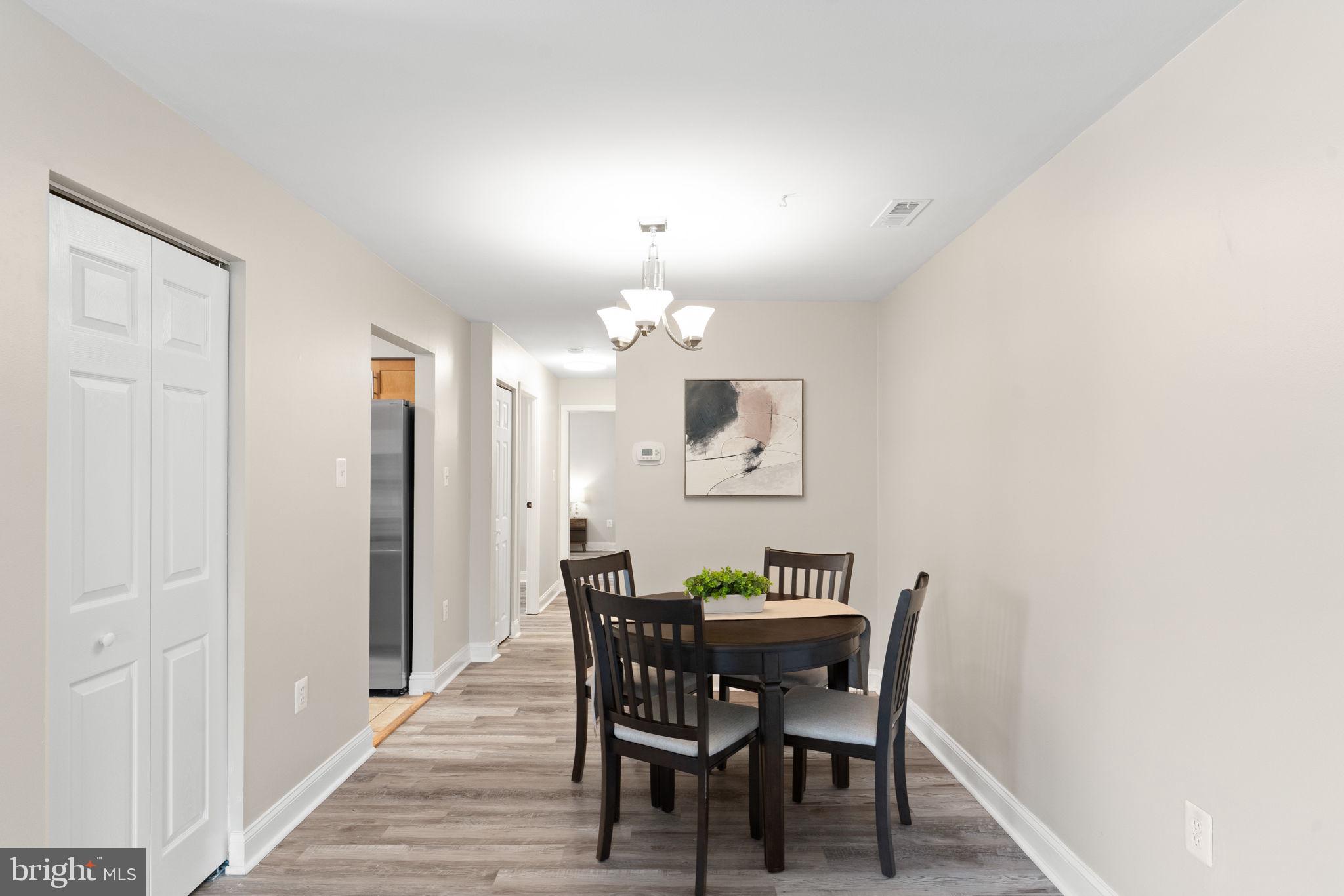 7406 Rokeby Drive Manassas, VA 20109 - Photo 7 of 27 Open Dining Area