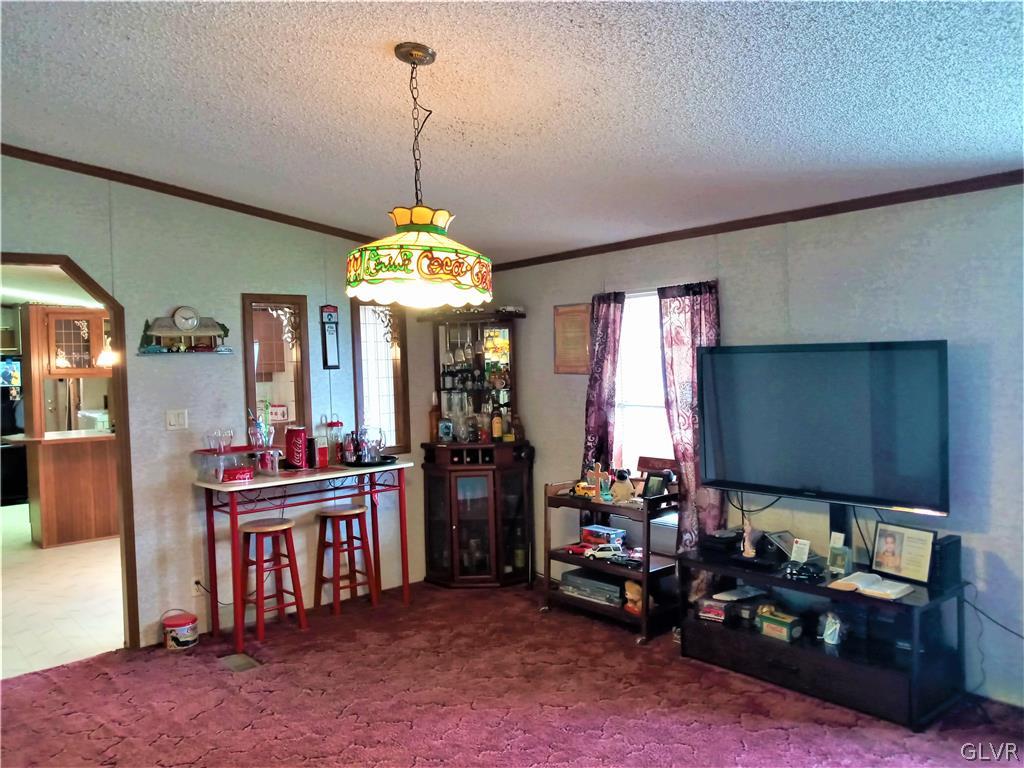 4237 Clover Hollow Road Slatington, PA 18080 - Photo 8 of 16 Gallery Image 8