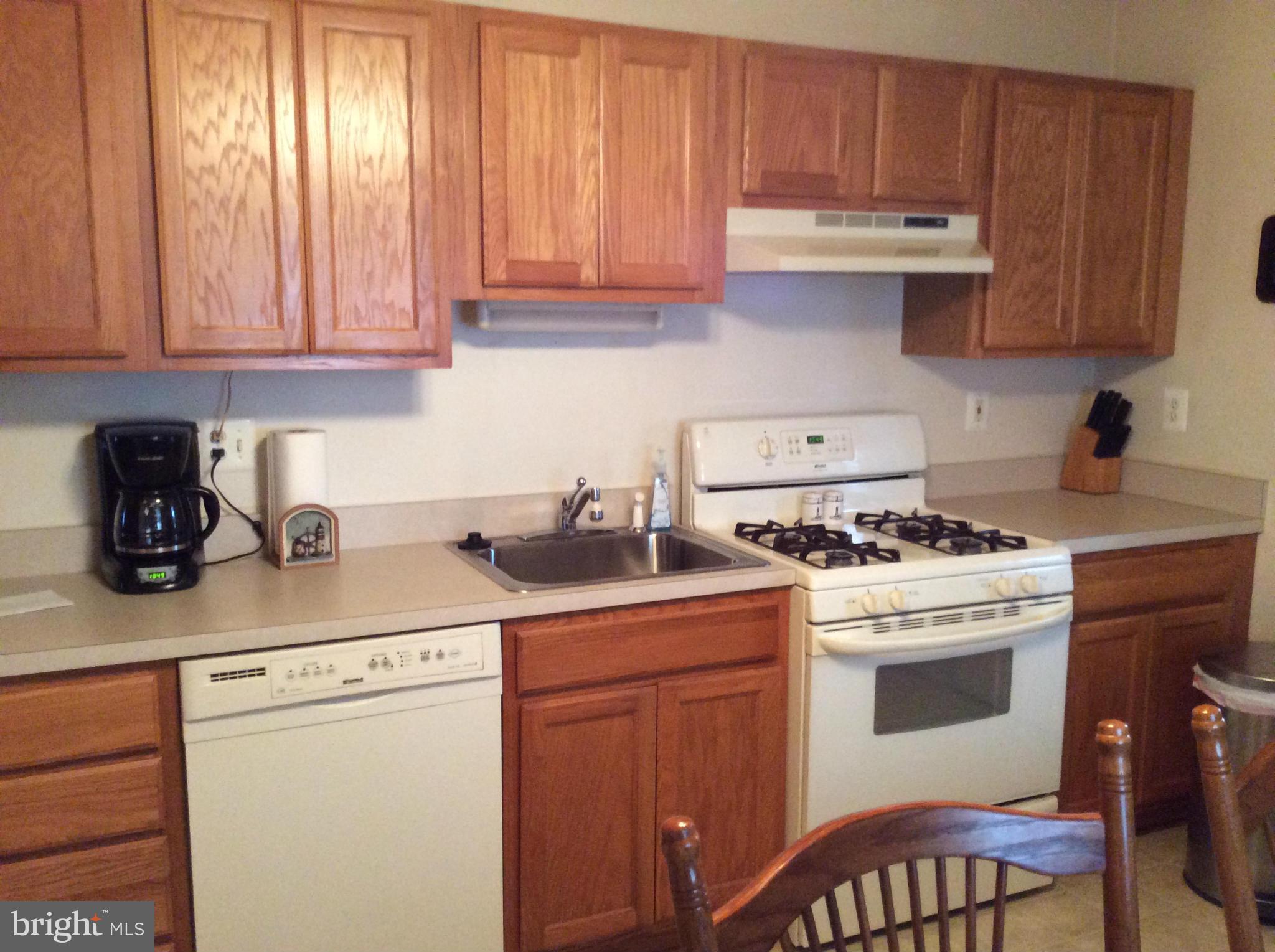 113 Martha Road Glen Burnie, MD 21060 - Photo 5 of 9 Kitchen