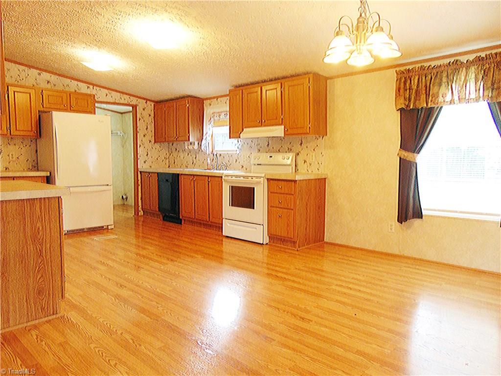 10690 Haystack Road Thurmond, NC 28683 - Photo 7 of 17 Gallery Image 7