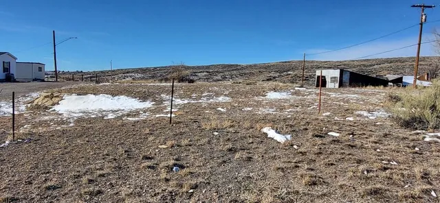 $18,000 | 2112 3rd Street, Hanna, WY 82327