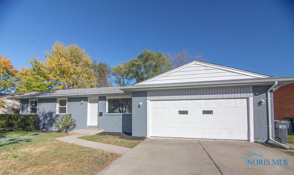 828 Independence Road Toledo, OH 43607 - Photo 2 of 12 Gallery Image 2