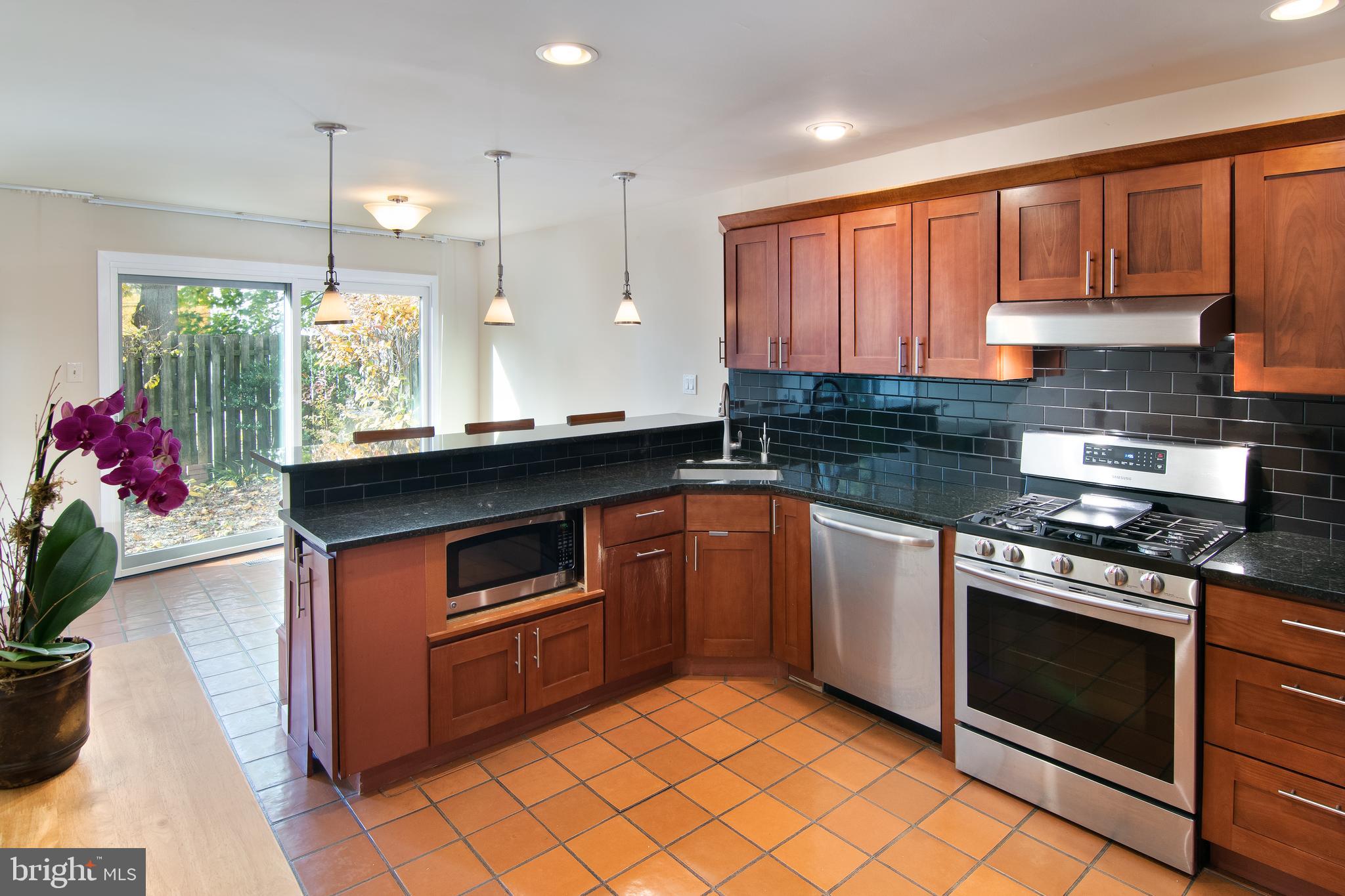 10 Llanfair Road, Unit 6 Ardmore, PA 19003 - Photo 11 of 35 Gallery Image 11