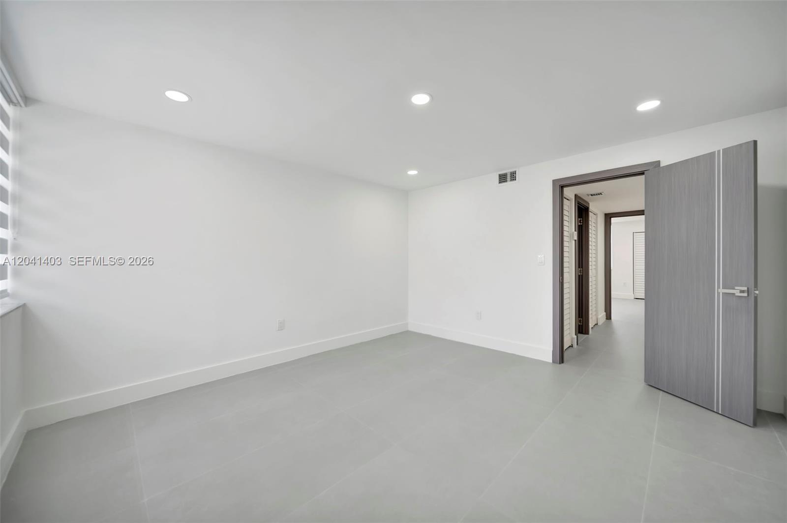 1083 West 38th Street, Unit 238 Hialeah, FL 33012 - Photo 17 of 34