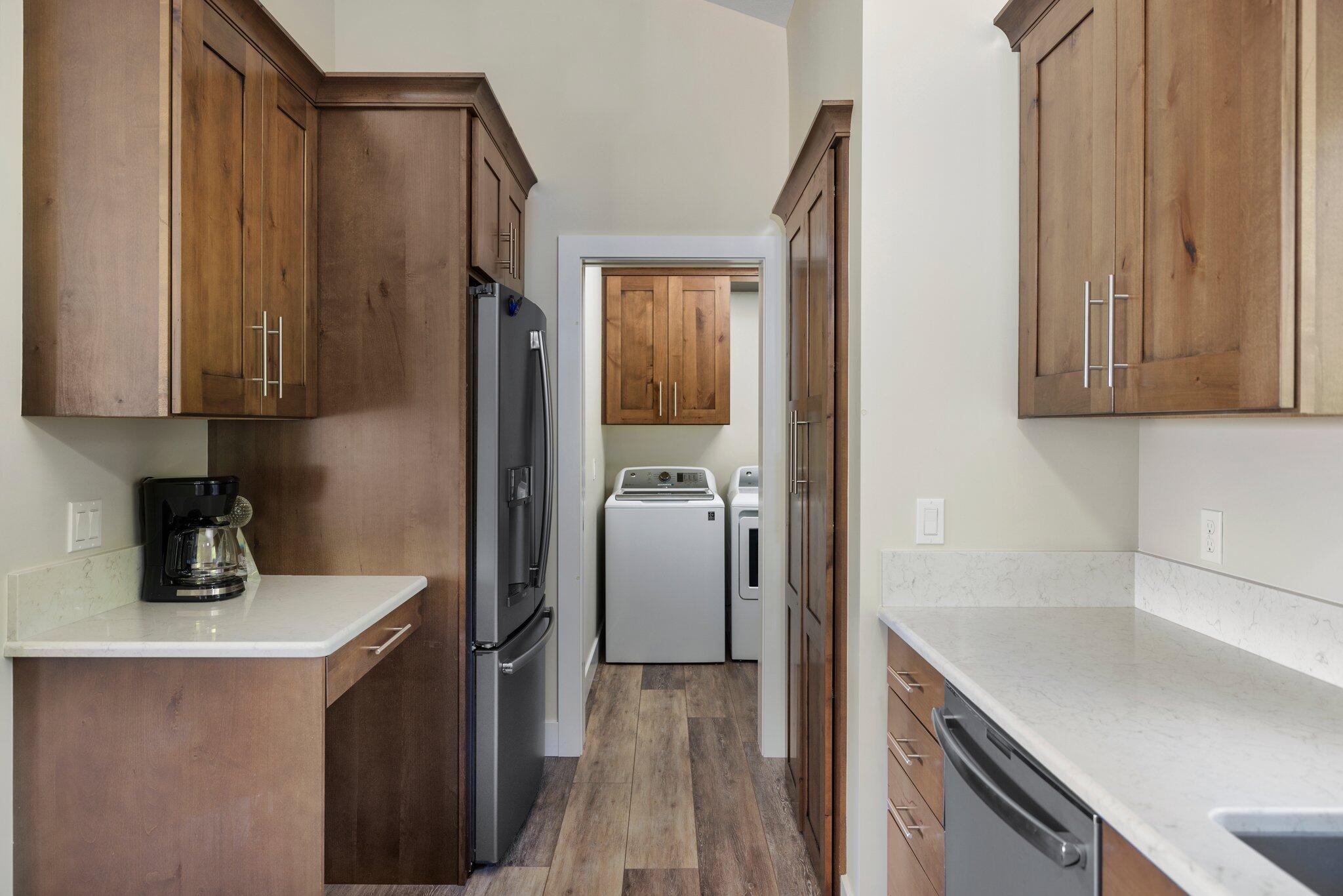 15241 Maxey Road Arcadia, MI 49613 - Photo 12 of 80 Kitchen view to laundy room