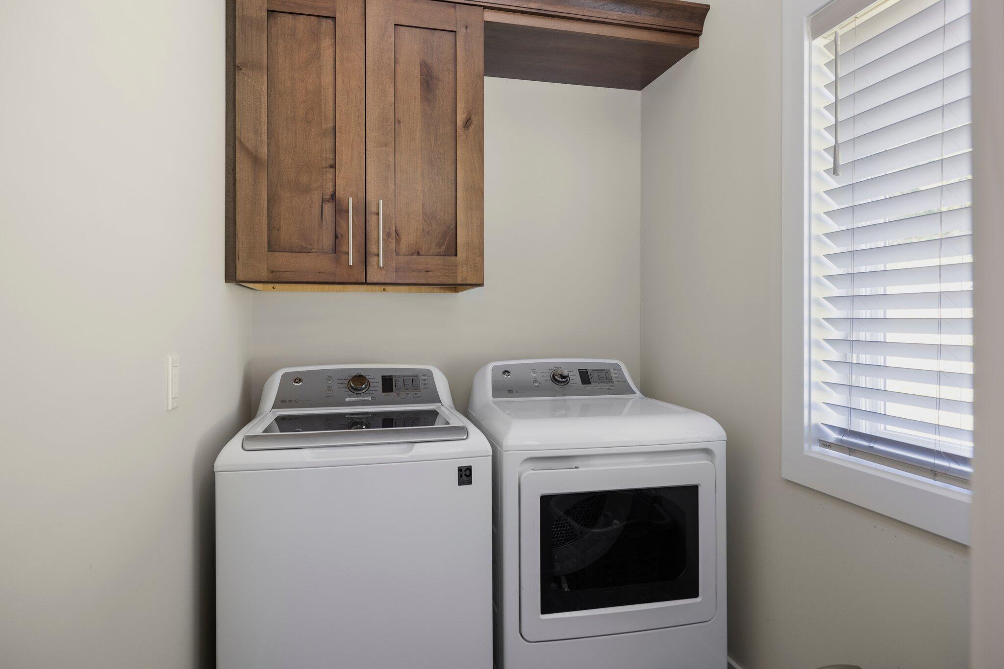 15241 Maxey Road Arcadia, MI 49613 - Photo 14 of 80 Main floor laundry room
