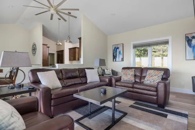 $799,999 | 15241 Maxey Road, Arcadia, MI 49613