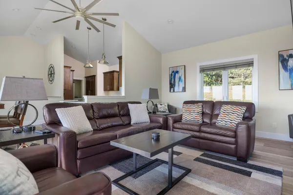 $799,999 | 15241 Maxey Road, Arcadia, MI 49613