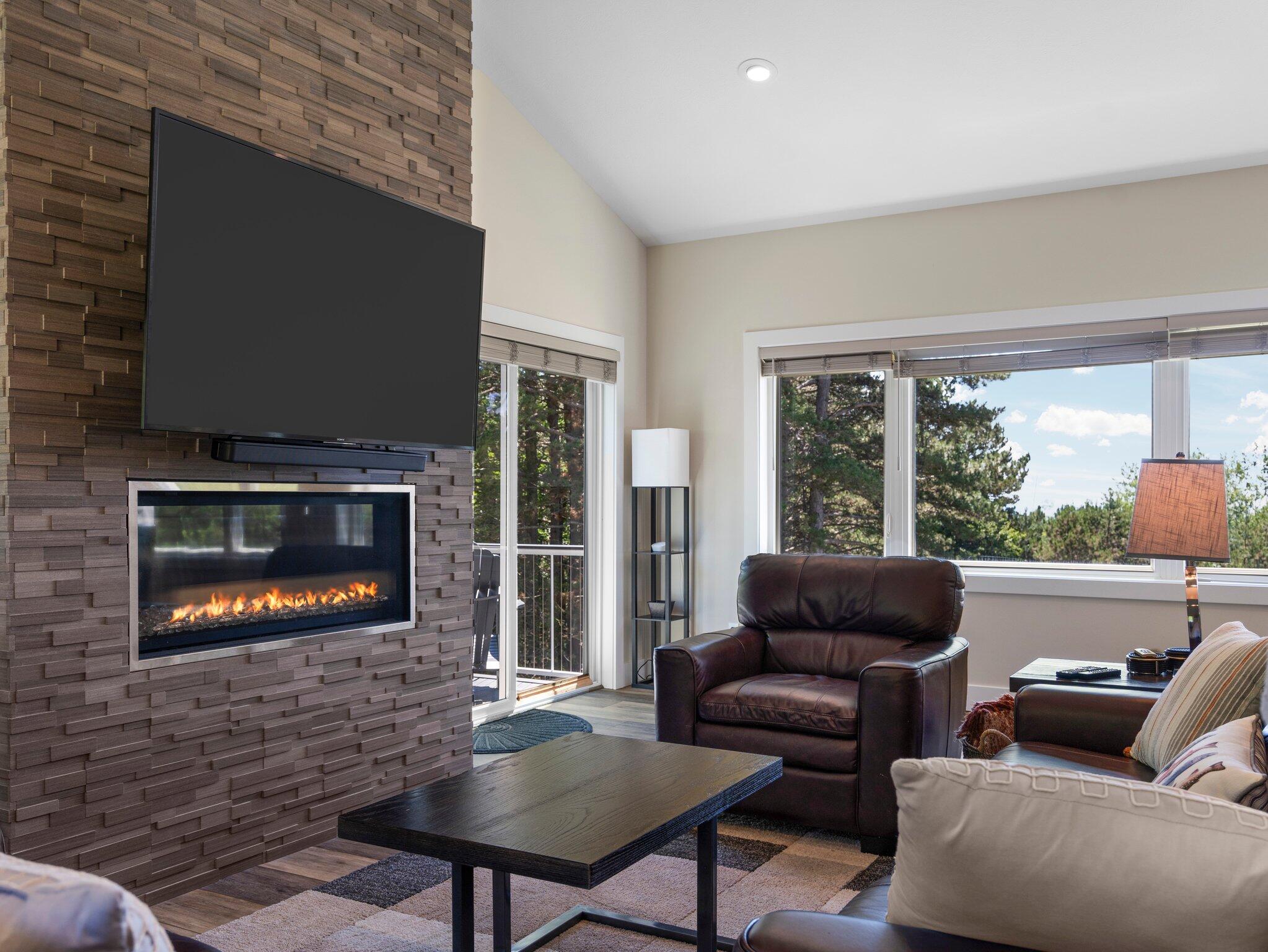 15241 Maxey Road Arcadia, MI 49613 - Photo 22 of 81 Linear gas fireplace