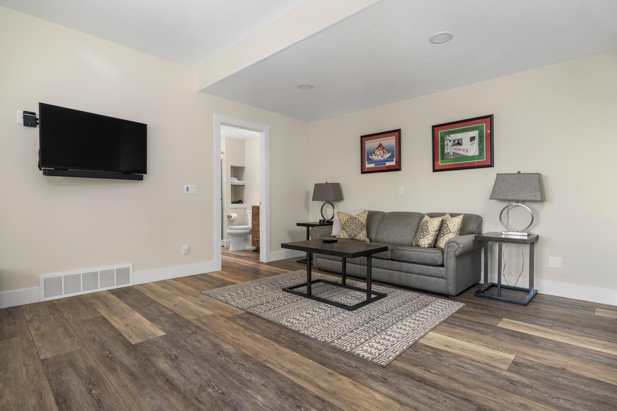 15241 Maxey Road Arcadia, MI 49613 - Photo 56 of 81 Family room view