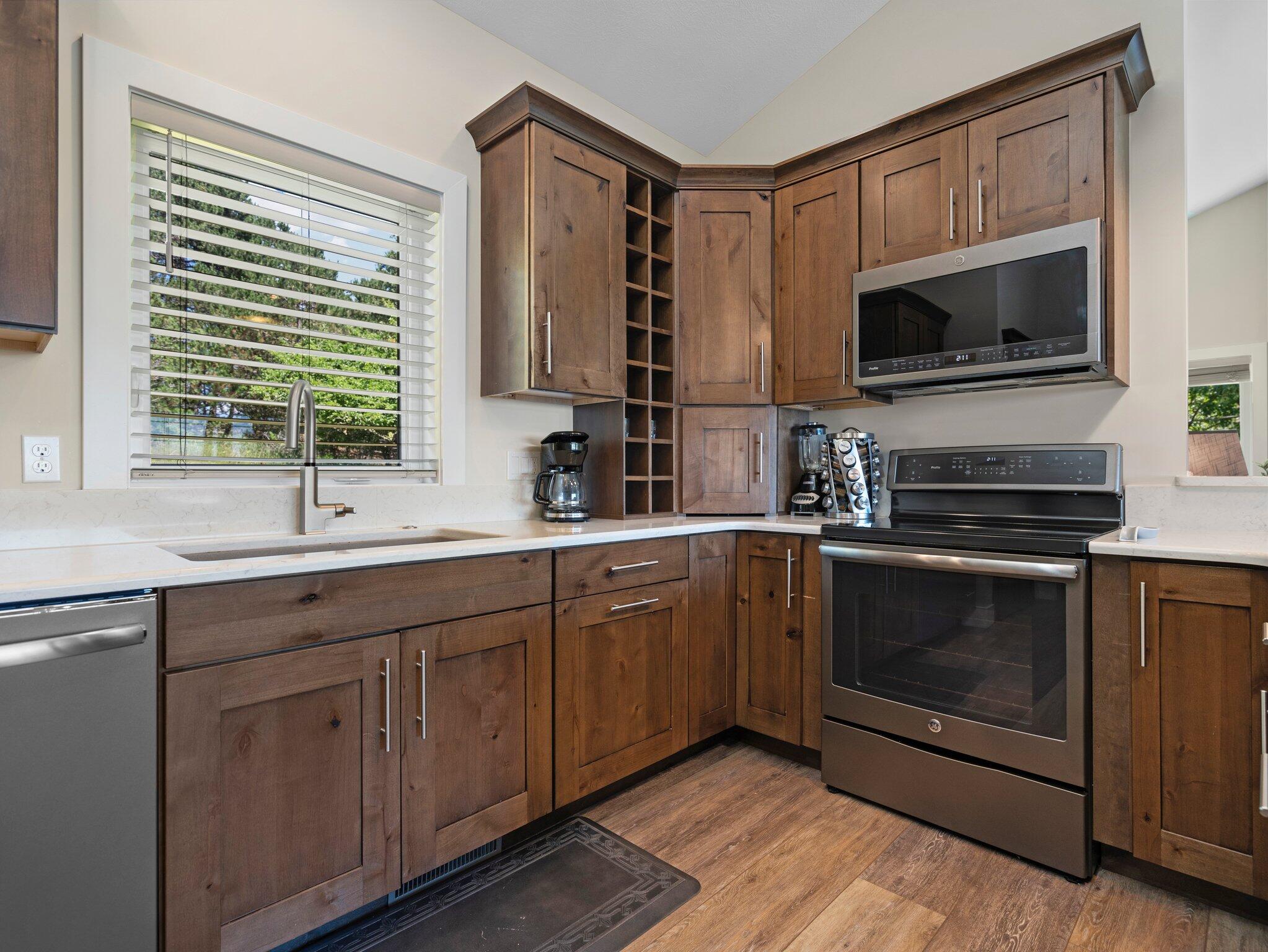 15241 Maxey Road Arcadia, MI 49613 - Photo 8 of 80 GE Profile stainless steel appliances