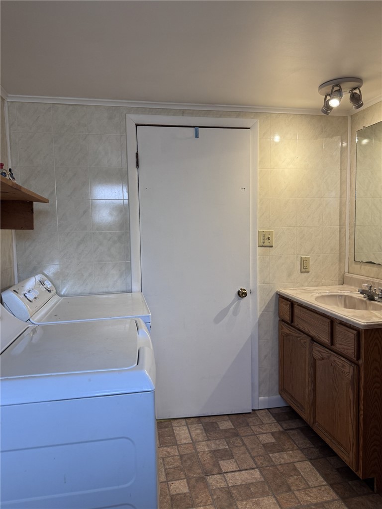 987 Bloomster Hollow Road Smethport, PA 16749 - Photo 31 of 49