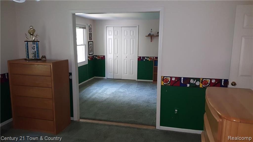 1737 North Kilburn Road Rochester Hills, MI 48306 - Photo 39 of 40