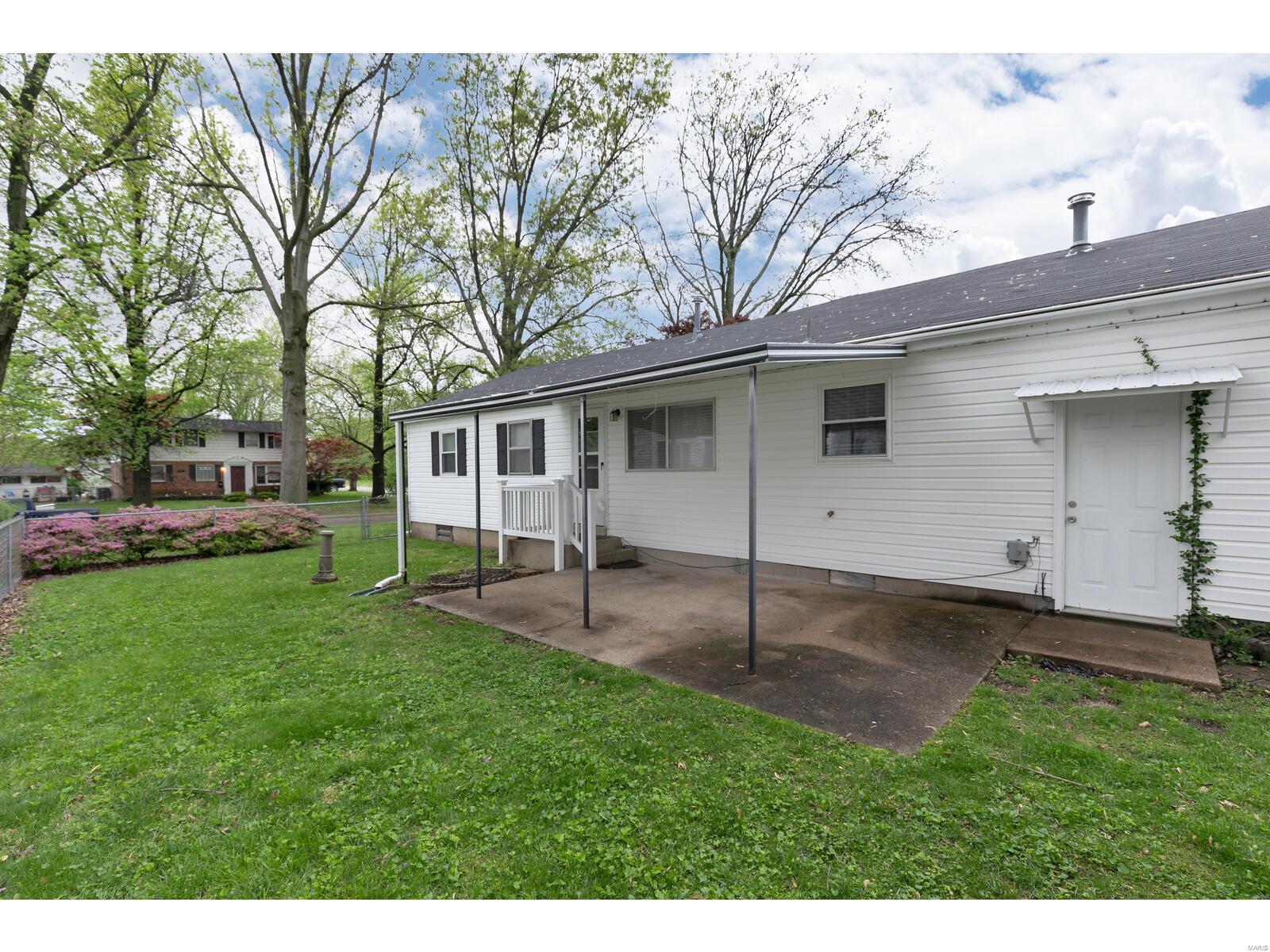 4300 Ashby Road St. Ann, MO 63074 - Photo 18 of 19 Gallery Image 18
