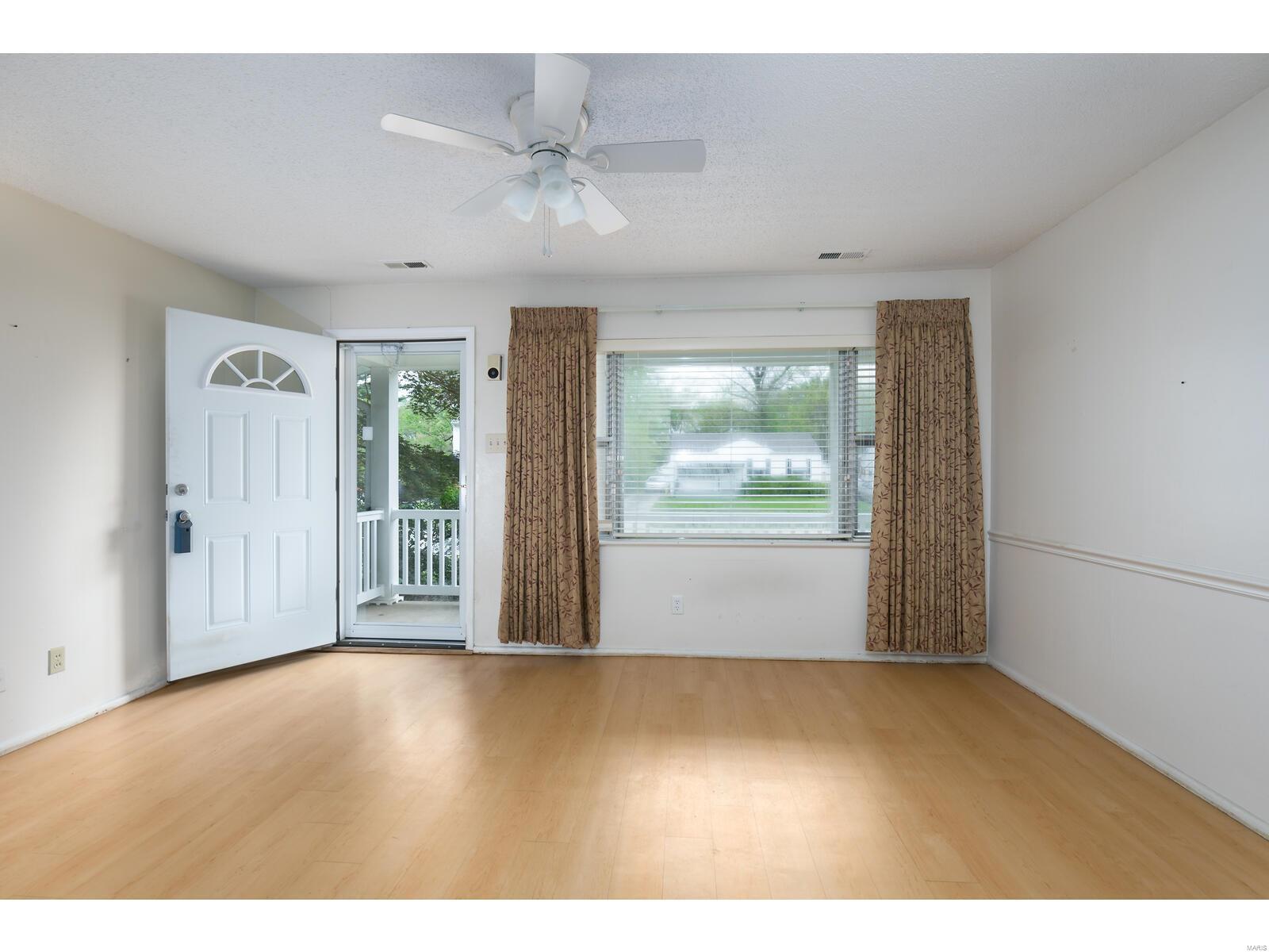 4300 Ashby Road St. Ann, MO 63074 - Photo 4 of 19 Gallery Image 4