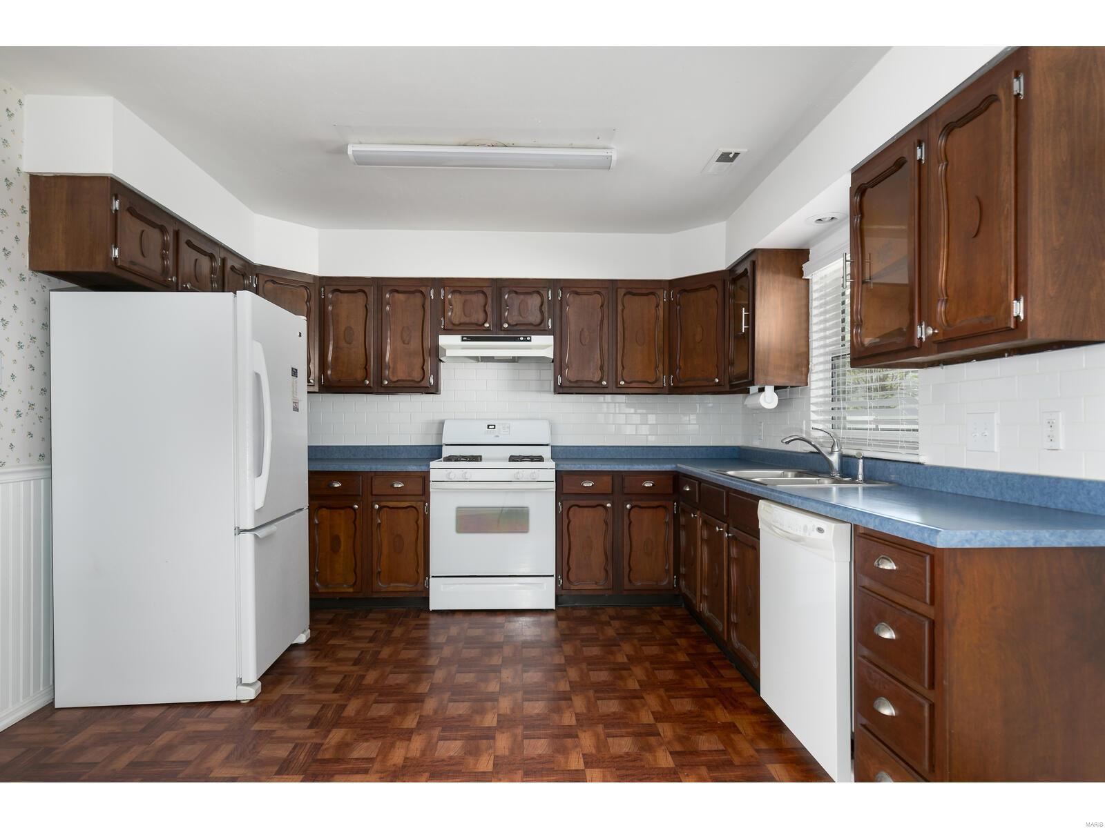 4300 Ashby Road St. Ann, MO 63074 - Photo 7 of 19 Gallery Image 7