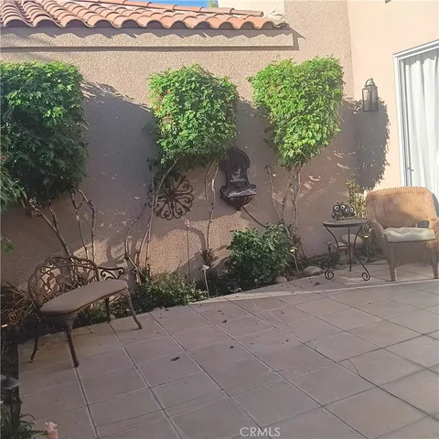 $624,000 | 127 Lakeshore Drive, Rancho Mirage, CA 92270