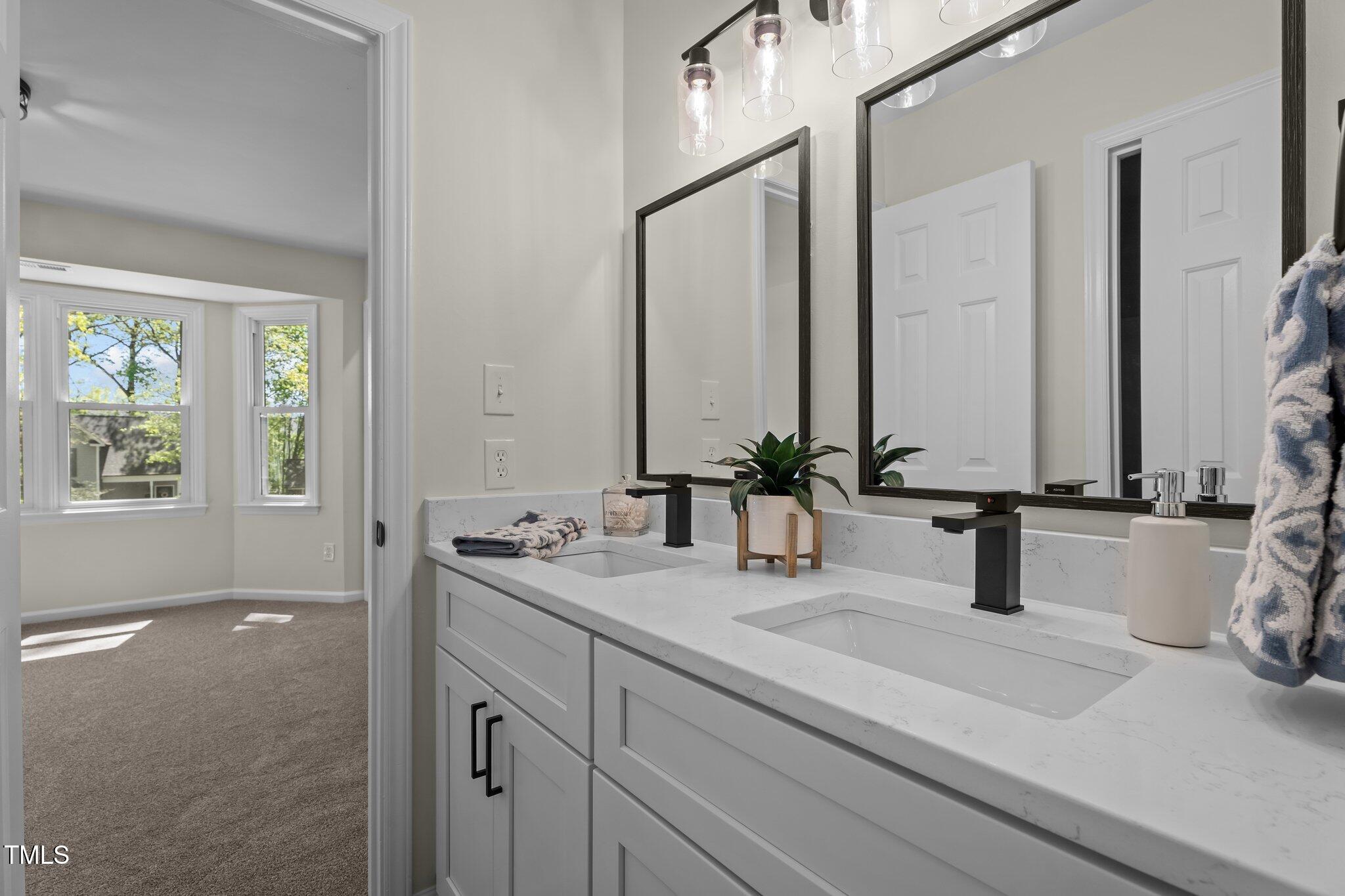4936 Liverpool Lane Raleigh, NC 27604 - Photo 24 of 37 Upstairs bathroom