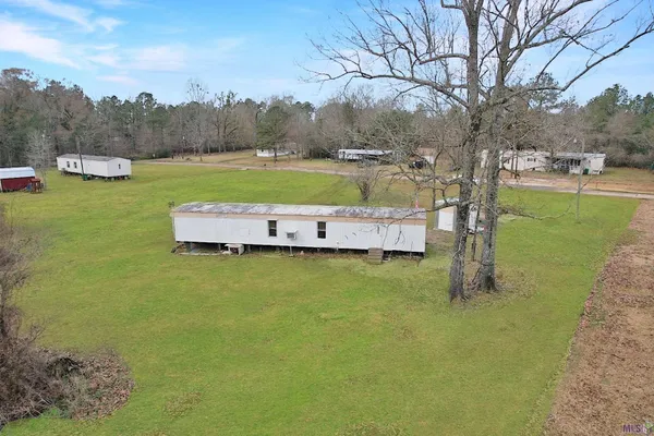 $114,500 | 37230 R And R Drive, Walker, LA 70785