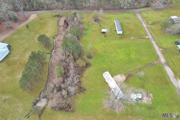 $114,500 | 37230 R And R Drive, Walker, LA 70785