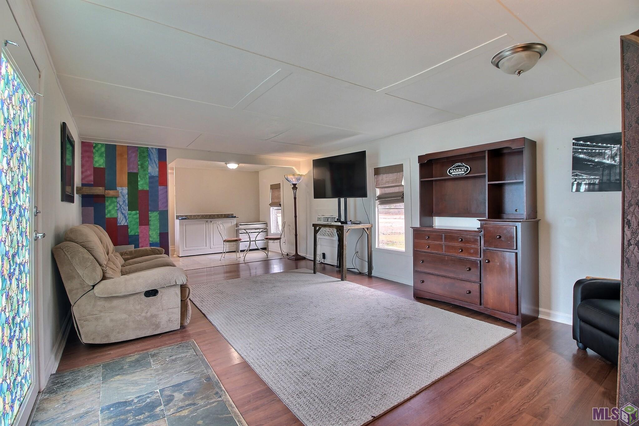 37230 R And R Drive Walker, LA 70785 - Photo 6 of 18