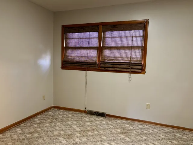 $1,895 | 3623 McMinnville Highway, Manchester, TN 37355