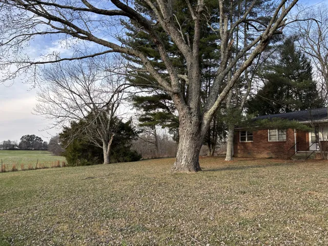 $1,895 | 3623 McMinnville Highway, Manchester, TN 37355