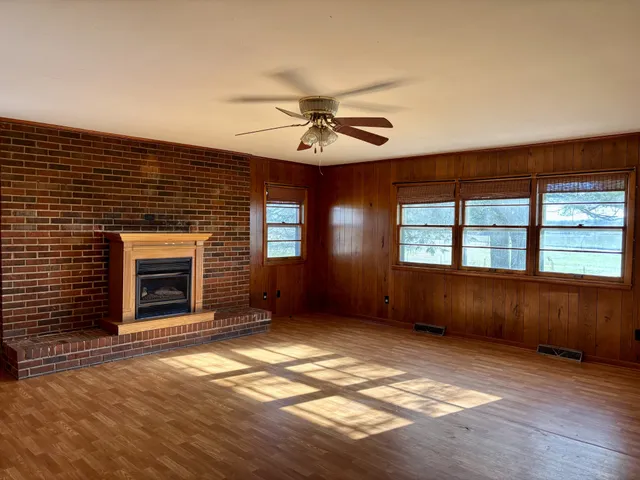 $1,895 | 3623 McMinnville Highway, Manchester, TN 37355