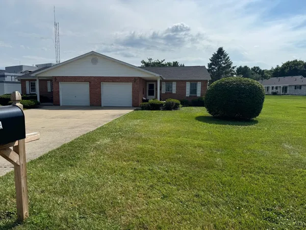 $239,900 | 112 Erin Court, Unit A, Hillsboro, OH 45133