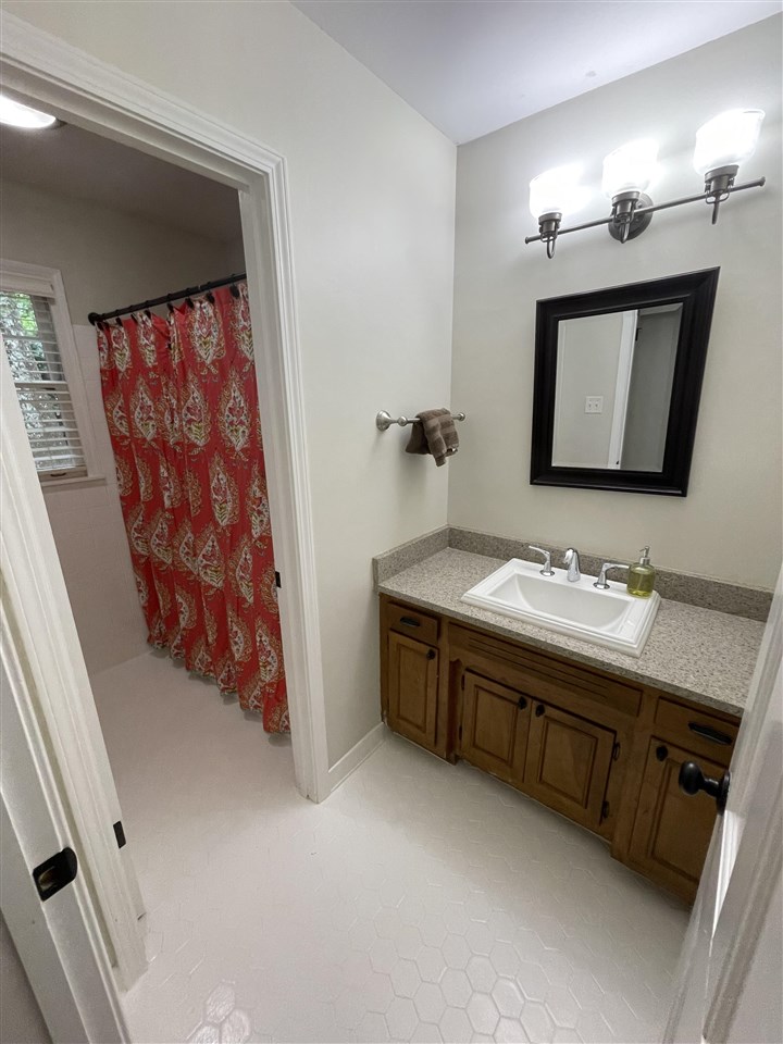 2297 Massey Road Memphis, TN 38119 - Photo 10 of 17 Gallery Image 10