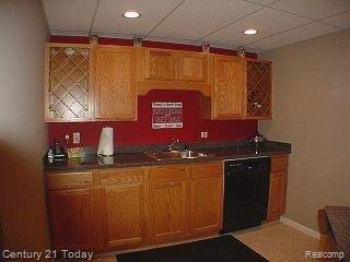 11237 Pinehurst Road Plymouth, MI 48170 - Photo 18 of 25 bar area.JPG