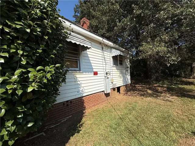 $52,000 | 37 Market Street, Williamston, SC 29697