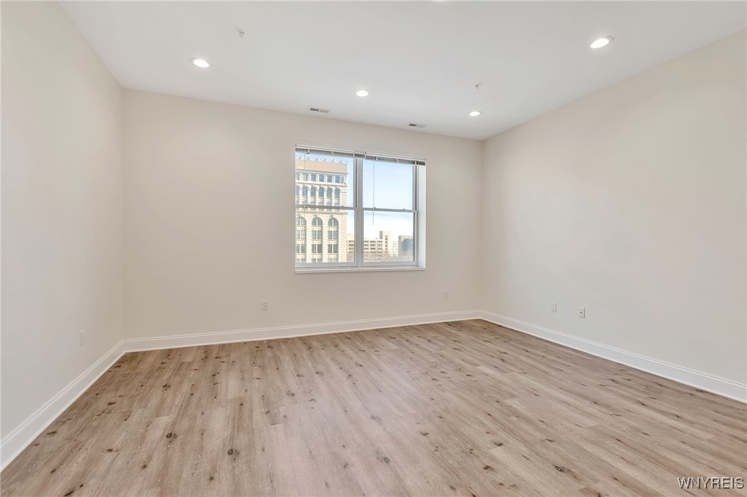 251 Main Street, Unit 404 Buffalo, NY 14203 - Photo 11 of 33